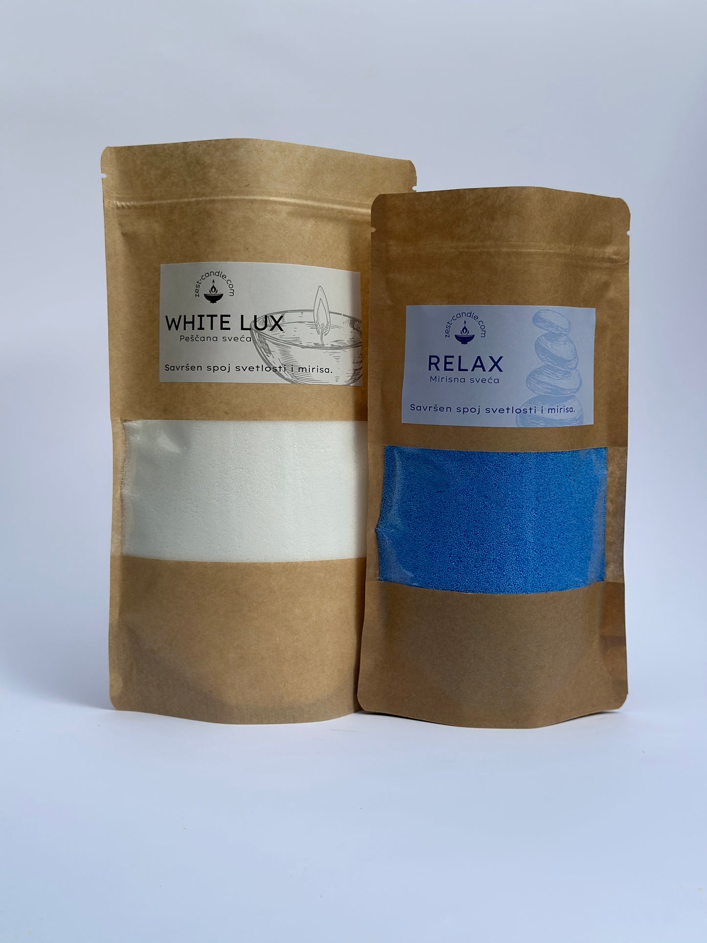 Set peščanih sveća: bela bez mirisa (600g) + mirisna po izboru (400g)